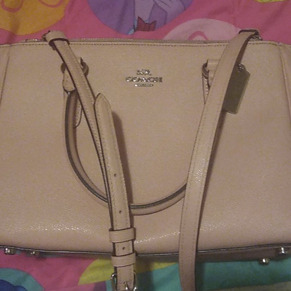 Signature coach bag - Picture 4 of 4